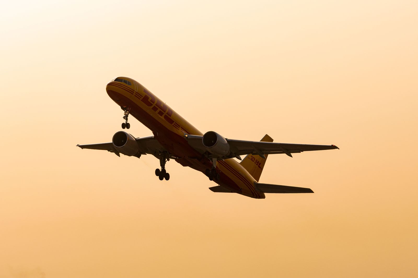 Airliner landing on a winter evening at a northern airport
