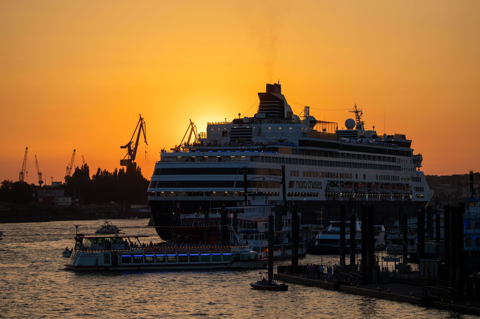 Cruise passengers flying home from Miami or Fort Lauderdale often land with a full holiday's luggage