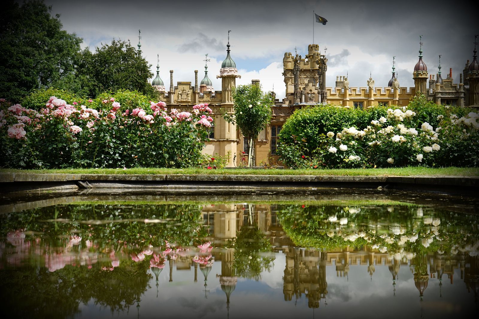The estate gardens are at their best from late spring to early autumn