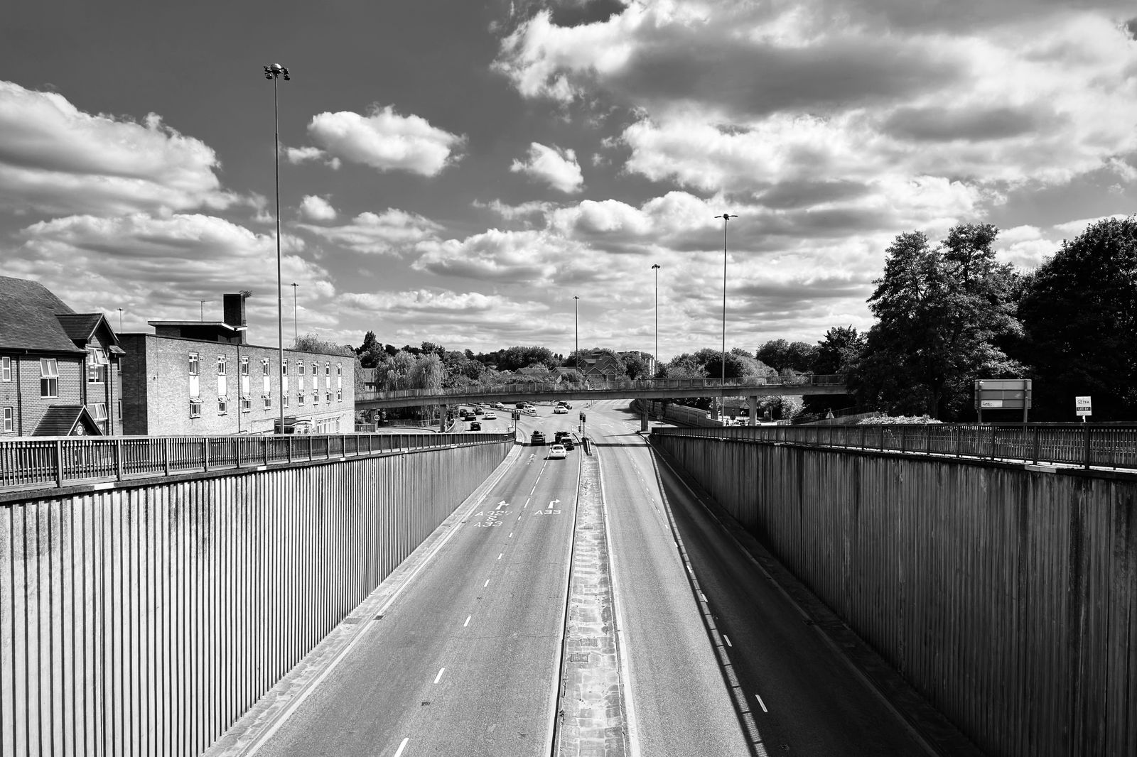 Cars queuing on a border bridge between Ontario and New York