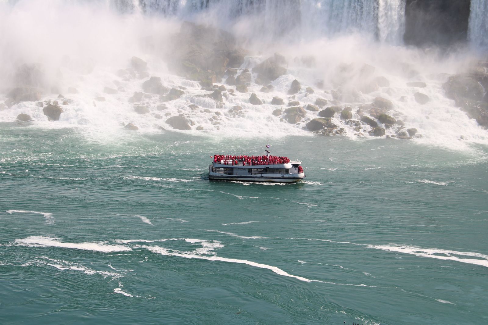 The boat ride is the highlight of both formats; on a private day you pick the time slot