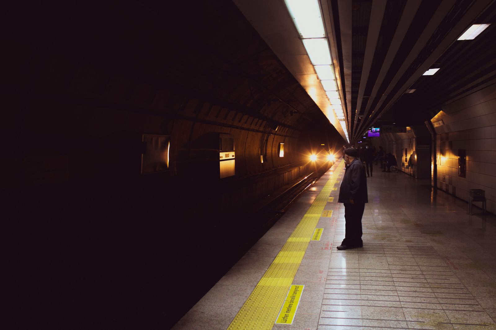 Line 1 northbound from Union reaches Queen's Park in four stops