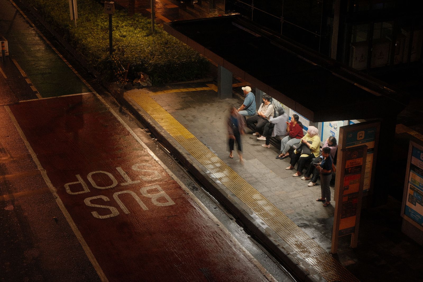 After a long flight, the simplest shared option into downtown is the train, not a bus
