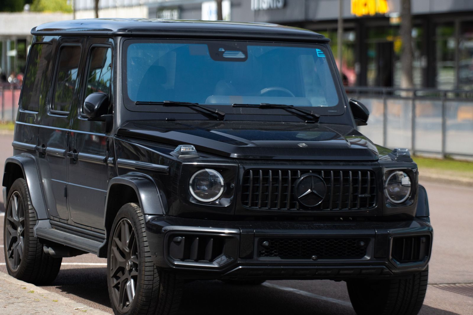 Executive SUV